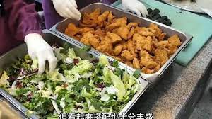 来看看韩国公立中学食堂都吃些什么？荤素搭配 营养美味